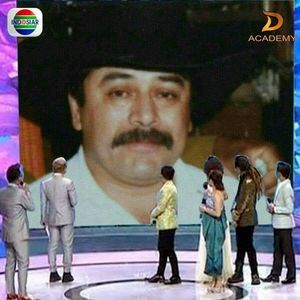 Meet your Posher, Felipe